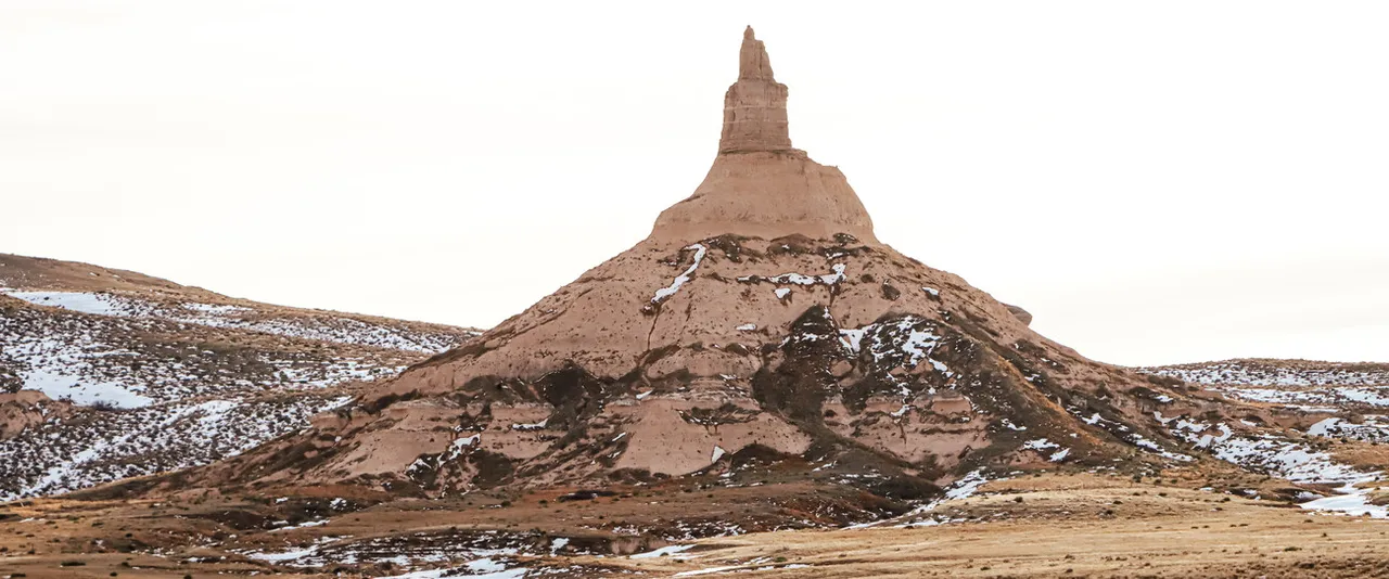 Chimney Rock rising above the Platte valley in the Nebraska Panhandle